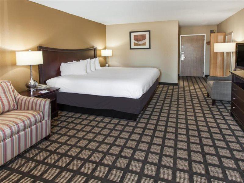 Clarion Pointe Bloomington-Normal Near I-55 And University المظهر الخارجي الصورة