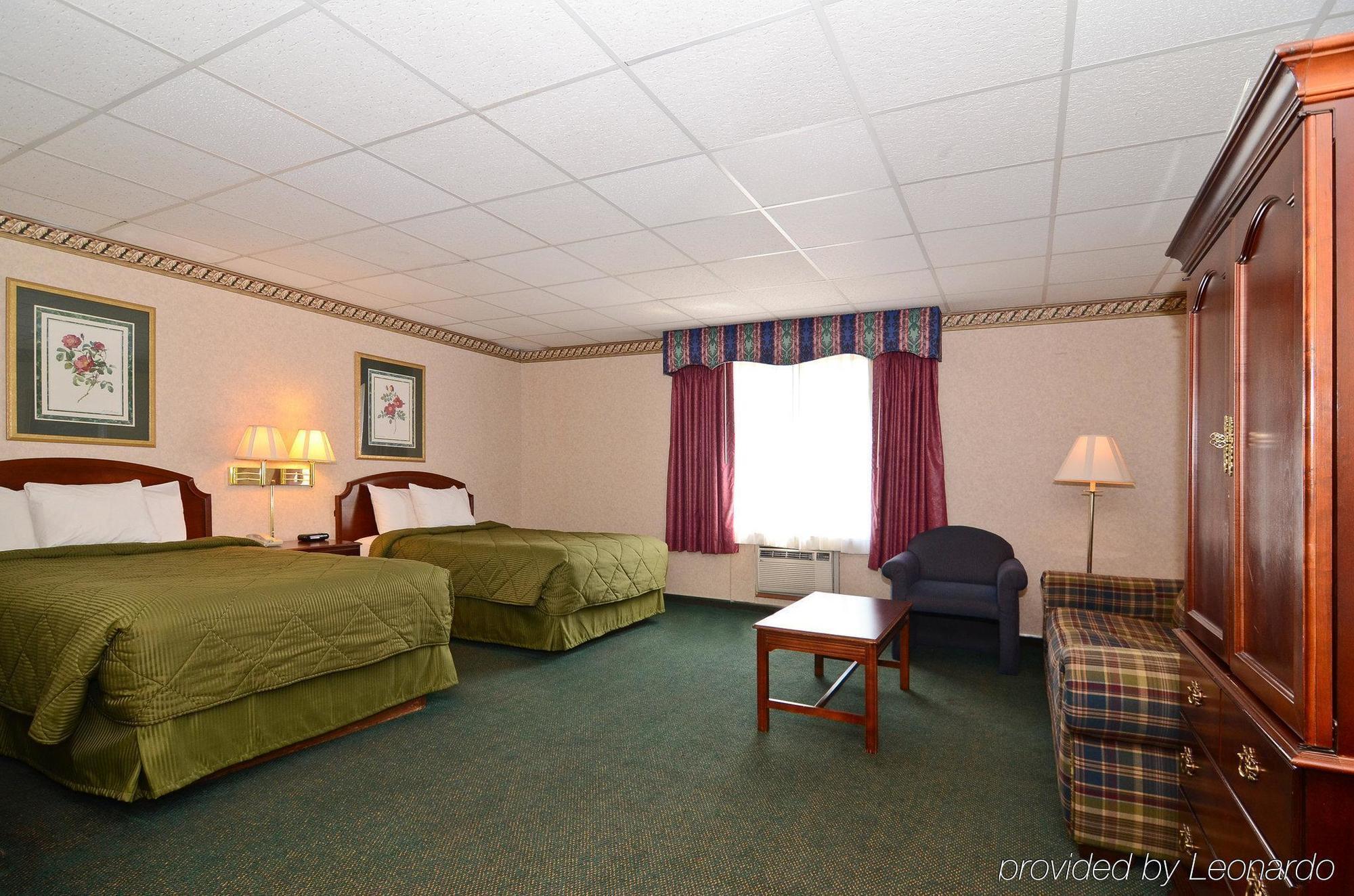 Clarion Pointe Bloomington-Normal Near I-55 And University المظهر الخارجي الصورة