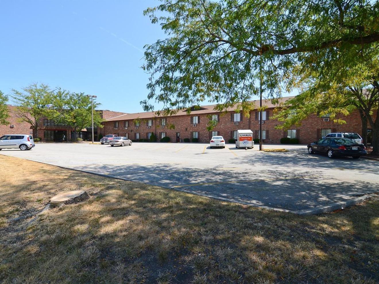 Clarion Pointe Bloomington-Normal Near I-55 And University المظهر الخارجي الصورة